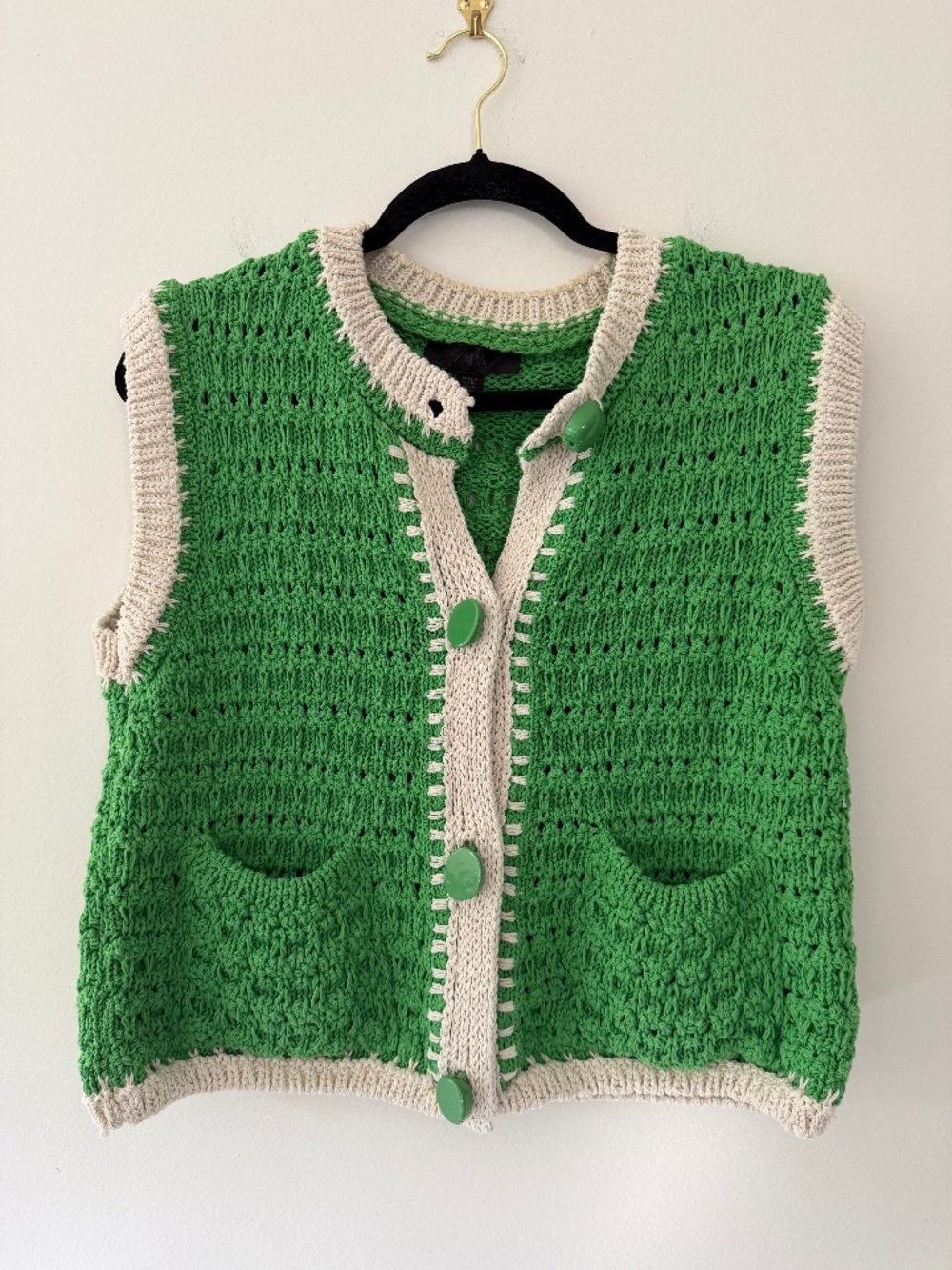 ZARA Kelly Green Natural Yarn Crochet Vest Gilet Pockets Novelty Buttons Chunky